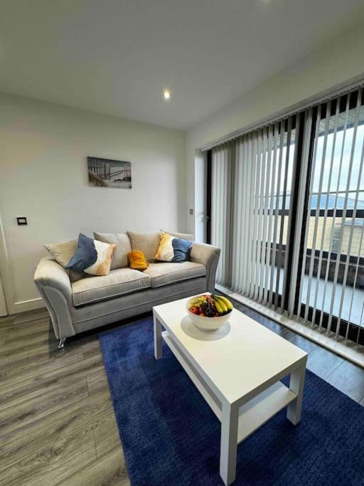 Villa Driftwood - Hornsea Town House With Sea Views And Balconies Exterior foto